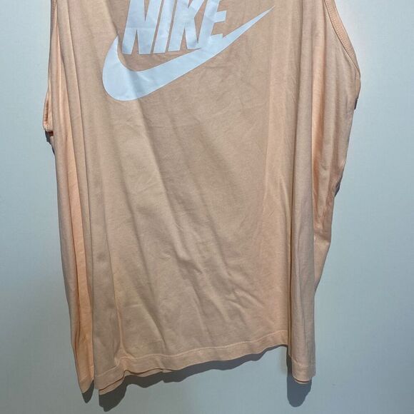 The Nike Tee Women's Peach Scoop Neck Swoosh Logo Tank Top Size XXL - Picture 2 of 7
